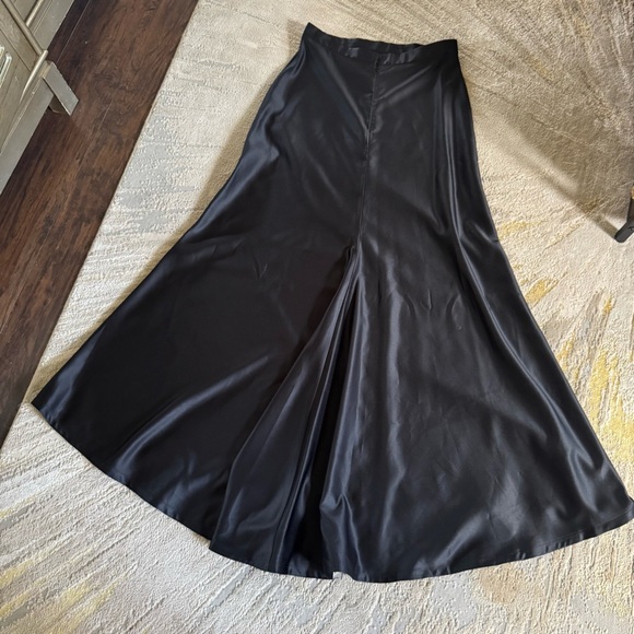 Tadashi Shoji Black Maxi Skirt - Picture 9 of 10